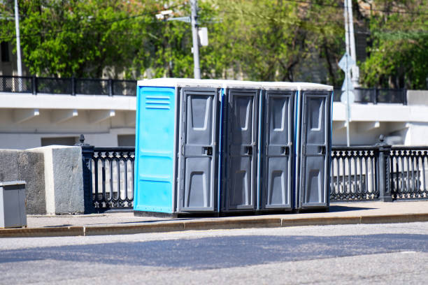 Portable Toilet Options We Offer in Bottineau, ND